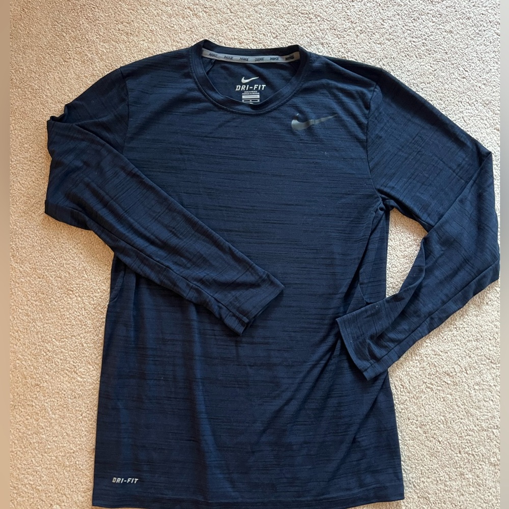 Mens Nike Dri-fit Long Sleeved Shirt Size Medium